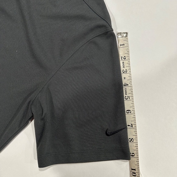 Nike Polo T-Shirt‎ - Size S. - Picture 9 of 12